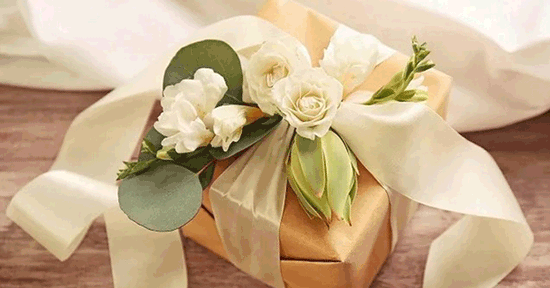 Bạn thân mừng cưới 1 chỉ vàng rồi lên mạng ‘than thở’, cô dâu tức nghẹn