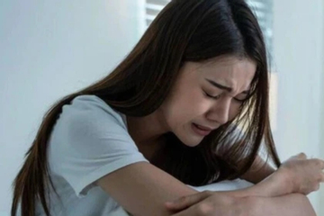 Cái tên nằm im lìm trong 'danh sách chặn', hóa ra lại là người khiến tim tôi cuộn sóng mỗi đêm