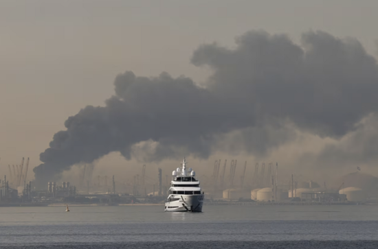 Cuộc chiến ở Iran đánh vào 'huyết mạch’ thương mại toàn cầu?