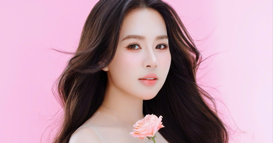 Nhan sắc trong veo, ngọt ngào của Á hậu Hà Trang