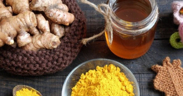 Da nổi mụn liên tục? Thử ngay mặt nạ mật ong theo cách này