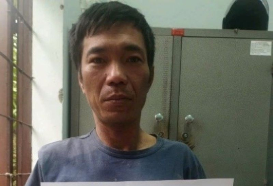 Người cha nhốt con gái trong phòng rồi châm lửa đốt bị khởi tố tội giết người