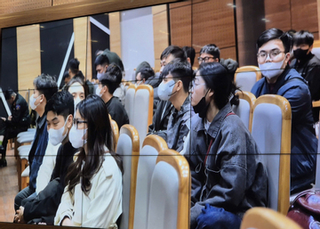 Bắt nhiều bình luận viên nổi tiếng và những kẻ cầm đầu của Xôi lạc TV