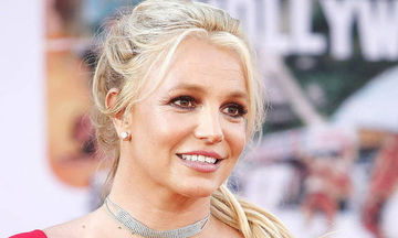 Britney Spears bị bắt