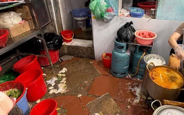 Đóng cửa quán bún riêu Hà Nội bị du khách chê trên MXH Trung Quốc