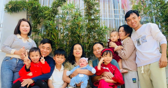 Anh em ruột cưới chị em ruột ở Hưng Yên, bố mẹ chồng nói vui về 2 nàng dâu