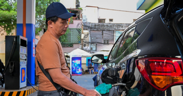 Giá xăng dầu tăng phi mã, có loại tăng tới hơn 8.000 đồng/lít