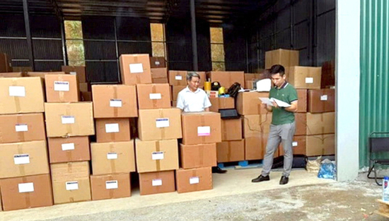 Vụ 100 tấn thực phẩm chức năng giả: 'Lót tay' tiền tỷ cho đoàn kiểm tra ATTP