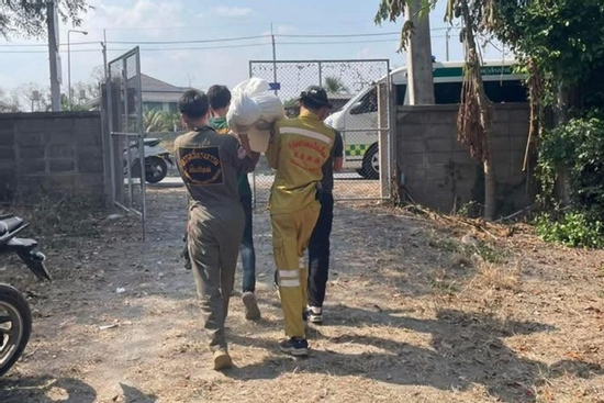 Cô gái trẻ tử vong trong phòng ngủ, bạn trai cũ và bạn trai mới được triệu tập nhưng thủ phạm lại khiến chị họ nạn nhân khóc thét