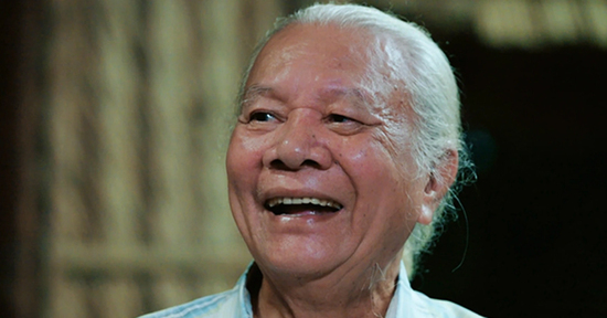 Nghệ sĩ Nguyễn Châu U80 viên mãn bên vợ kém 10 tuổi, có biệt thự cho thuê