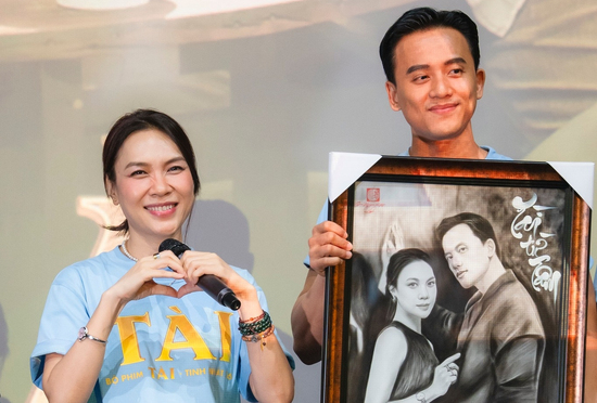 'Thỏ ơi!' của Trấn Thành bị phim có Mỹ Tâm và Mai Tài Phến đóng vượt mặt