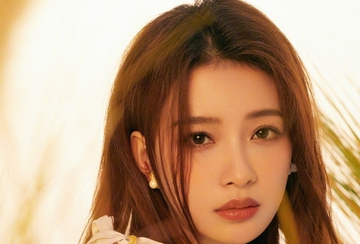 Bi kịch mỹ nhân lấy con trai bà trùm showbiz: 6 năm chưa một lần có đám cưới