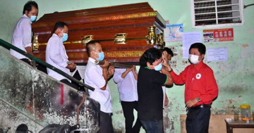 Người đàn ông TPHCM 30 năm mai táng miễn phí cho người nghèo