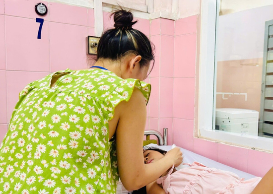 Vụ học sinh tiểu học ở TP.HCM nghi ngộ độc: Phát hiện khuẩn Salmonella