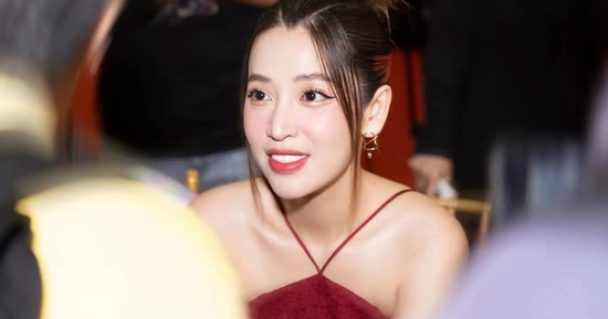 Nhan sắc 'gái một con' của nữ diễn viên hài Puka