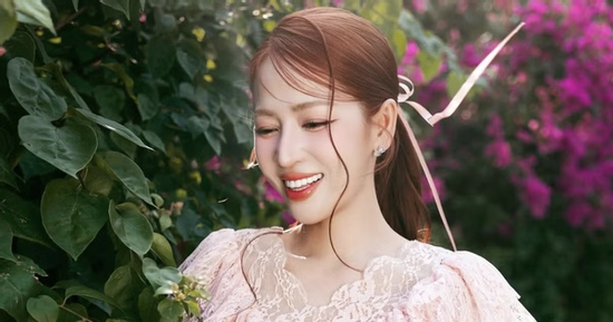 Diễn viên Puka khoe nhan sắc 