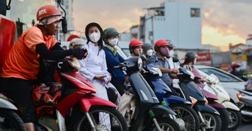 Xe máy 5 năm đã phải kiểm định khí thải: Có quá sớm?