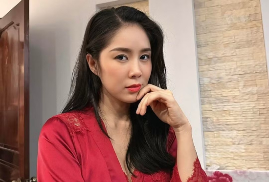 Chân dung nữ diễn viên khiến 'cả nước khổ sở'