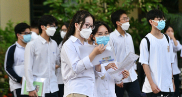 Học thêm không còn là lựa chọn cá nhân mà trở thành 'cuộc đua tập thể'