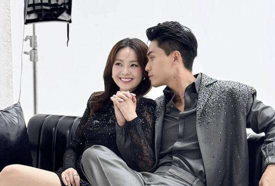 'Tổng tài' hot nhất màn ảnh Việt cầu xin khán giả