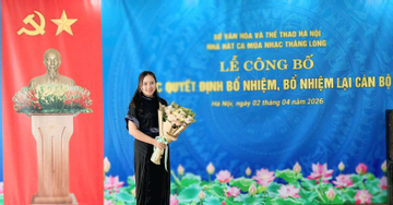 Ca sĩ Khánh Linh báo tin vui ở tuổi 43