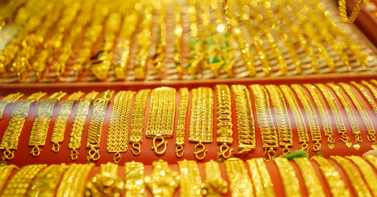 Giá vàng hôm nay 2/4/2026 tăng vọt lên mốc cao mới, SJC và nhẫn trơn lại bứt phá