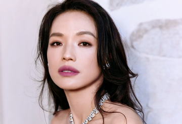 Thư Kỳ thừa nhận giống phụ nữ 50 tuổi khi không trang điểm