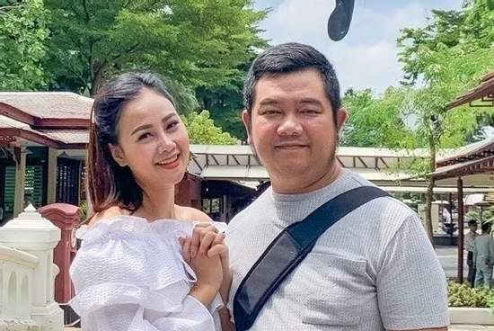 7 năm bên nhau của cặp ca sĩ - nhạc sĩ Việt vừa thông báo ly hôn