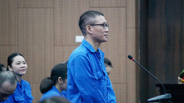 Cựu Phó Chủ tịch phường ở Hà Nội 'xào ke' tại quán karaoke lĩnh 7 năm tù