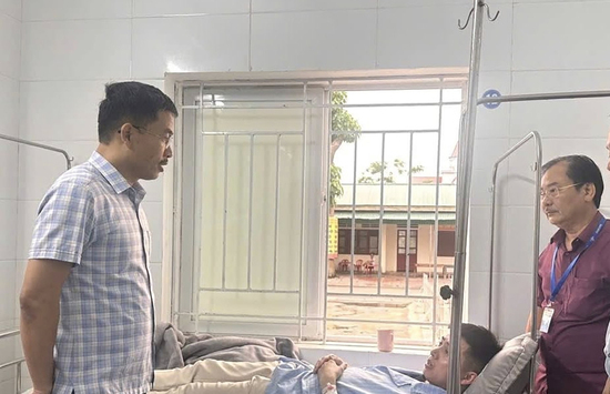 Số ca nghi ngộ độc sau khi ăn bánh mì ở Nghệ An tăng lên 59 người