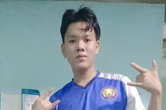 Sau tin nhắn 'con bình thường' từ số điện thoại lạ, nam sinh ở TPHCM mất liên lạc