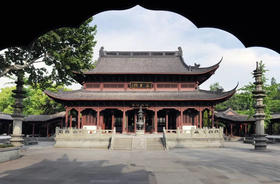 Tấm kim bài miễn tử của một gia tộc Trung Quốc sau 400 năm vẫn cứu mạng con cháu