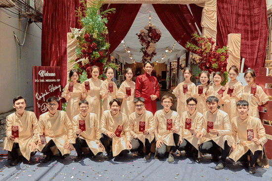 Đám cưới vắng cô dâu, chú rể U50 một mình làm lễ tại Hải Phòng