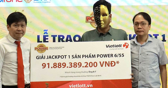 Chọn số theo phong thủy, doanh nhân Ninh Bình trúng độc đắc Vietlott gần 92 tỷ