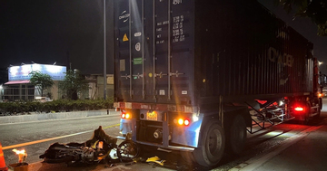 Tông vào ô tô dừng trên đường cấm, người đàn ông tử vong