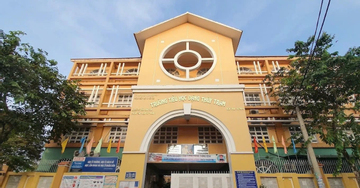 Bộ Y tế vào cuộc vụ 23 học sinh, 2 bảo mẫu ở TPHCM nghi ngộ độc, có ca phải thở máy