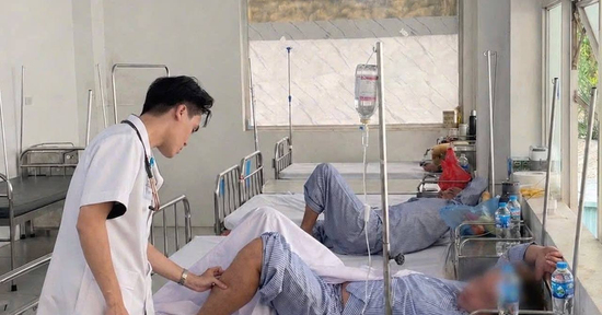 Người đàn ông 30 tuổi suýt hỏng thận chỉ vì thói quen nhiều người mắc