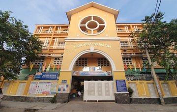 Số học sinh nghi ngộ độc ở trường tiểu học tại TP.HCM tăng lên 46