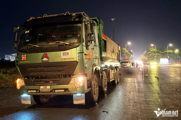 Tai nạn giao thông giữa lúc trời mưa giông ở Hà Nội, 2 người tử vong tại chỗ