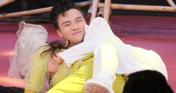 Cháu gái NSƯT Vũ Linh ngả ngớn dung tục và chuyện chi tiền để hát với diva, NSND