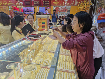 Mỗi lượng vàng giảm 1,4 triệu đồng