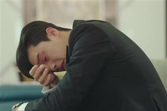 Vợ đột ngột qua đời khi tôi ở xa không thể về, nghe con gái kể lại sự thật qua điện thoại, tôi căm hận cô ta tột cùng