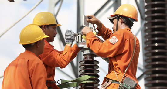 Bộ Công Thương đề xuất xử lý khoản lỗ lũy kế gần 45.000 tỷ đồng của EVN