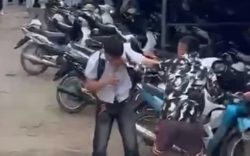 Nam sinh lớp 12 bị nhóm thanh niên xông vào trường hành hung