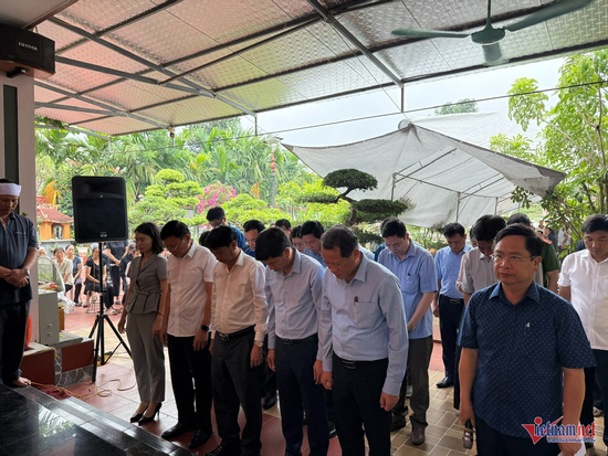 Vụ 5 nam sinh tử vong: 'Bình thường cháu chỉ chơi trong xóm, ít khi ra bờ sông'