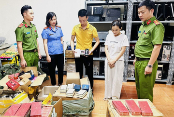 Triệt phá đường dây buôn 100.000 chai nước hoa giả, doanh thu 200 tỷ đồng