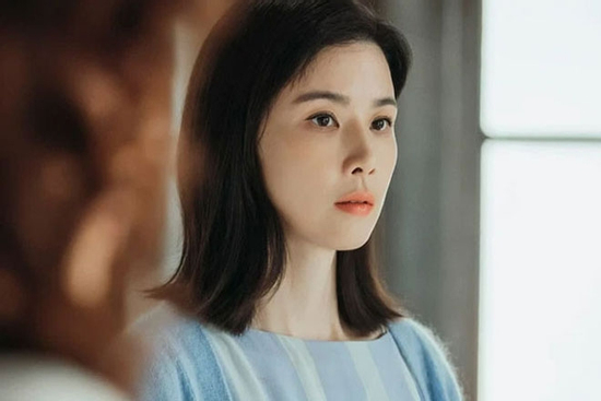 Bố chồng bất ngờ gõ cửa muốn bàn chuyện lớn, nghe xong lời đề nghị lạ khiến tôi hoang mang