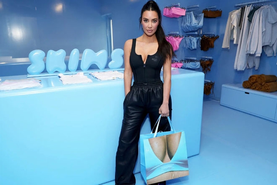Lô hàng nội y đình đám của Kim Kardashian vô tình trở thành “bình phong” cho vụ buôn lậu 90kg ma túy xuyên quốc gia