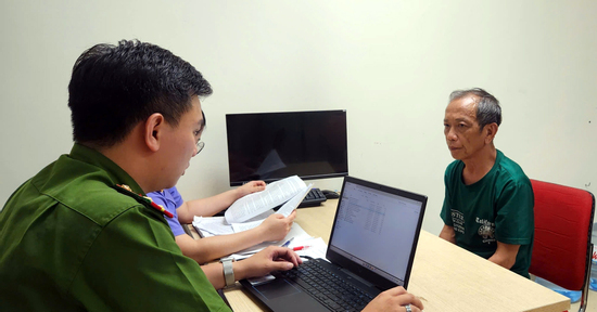 Bắt giữ ‘thần y' rởm cùng 7 đồng phạm lừa đảo chữa bách bệnh bằng nước ion kiềm