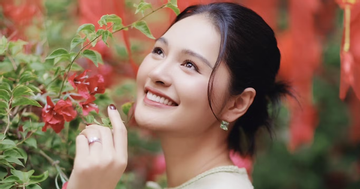 'Hoa hậu đẹp nhất châu Á': U40 sở hữu vẻ đẹp trường tồn cùng thời gian